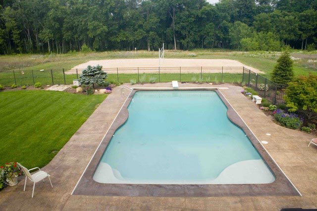 Custom concrete pool
