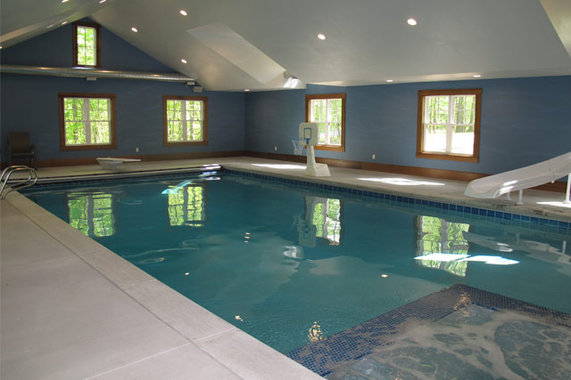 Concrete pool and spa builder