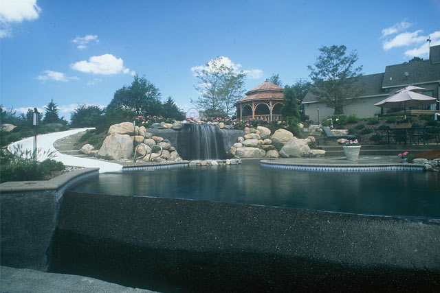Waterfall custom pool